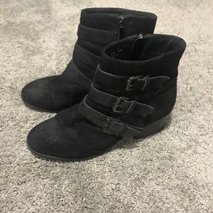 Black Clark boots